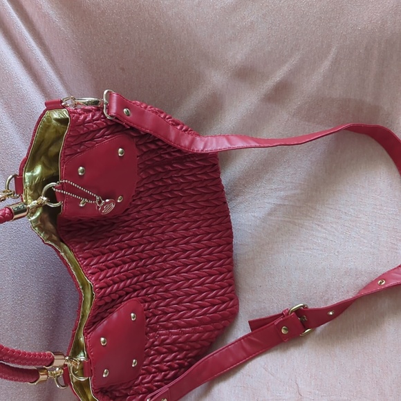 Red Purse - Picture 5 of 5